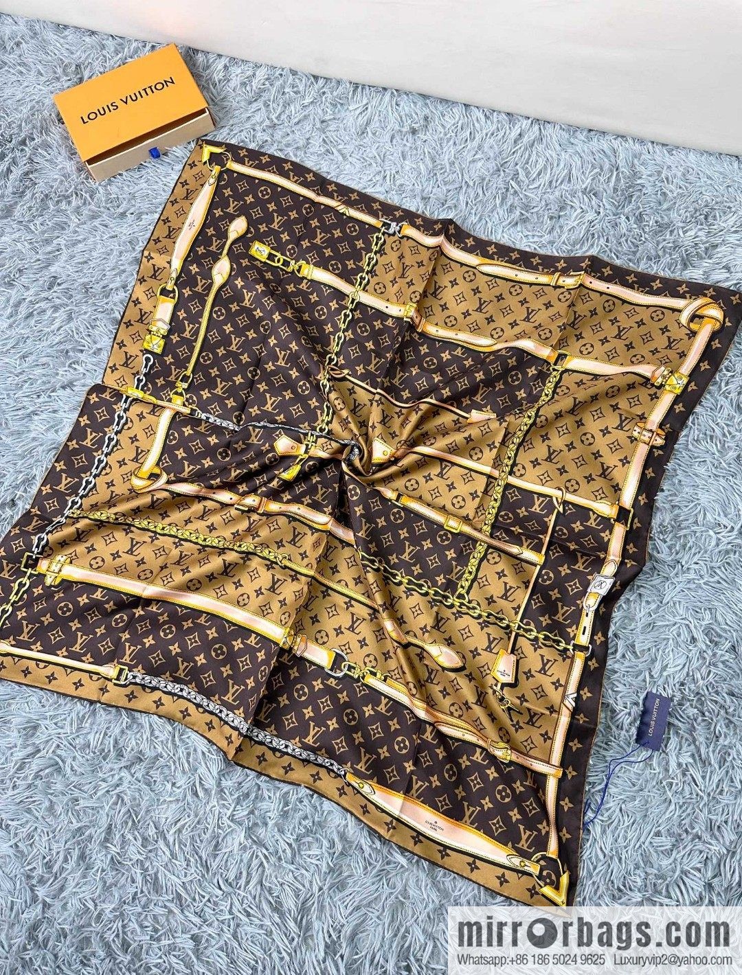 LV belt square towel M78666