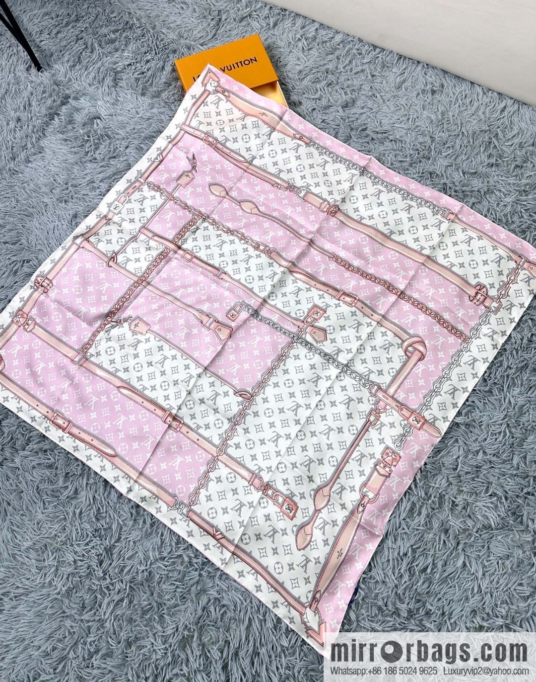 LV belt square towel M70638