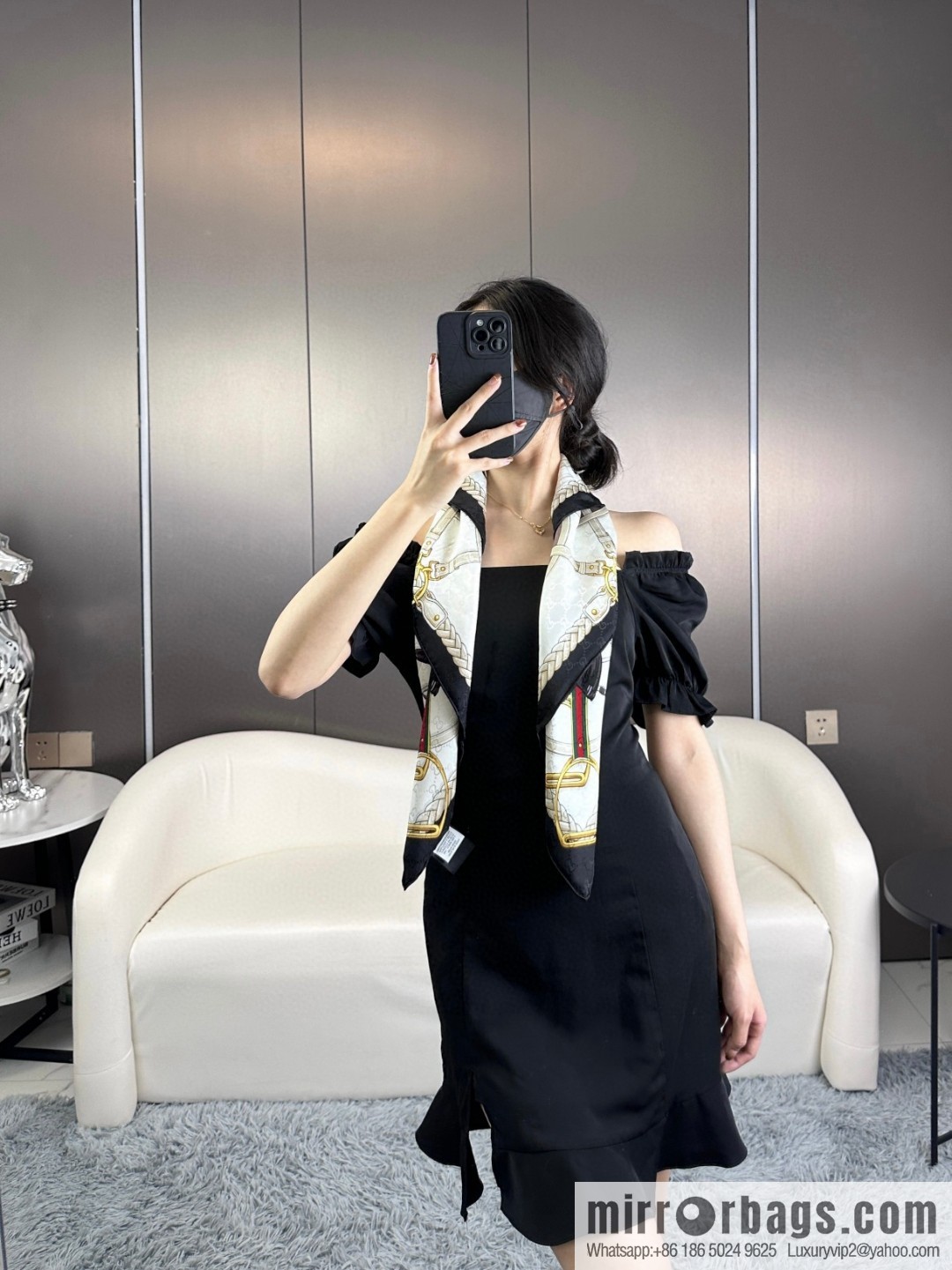 GUCCI dark jacquard silk scarf