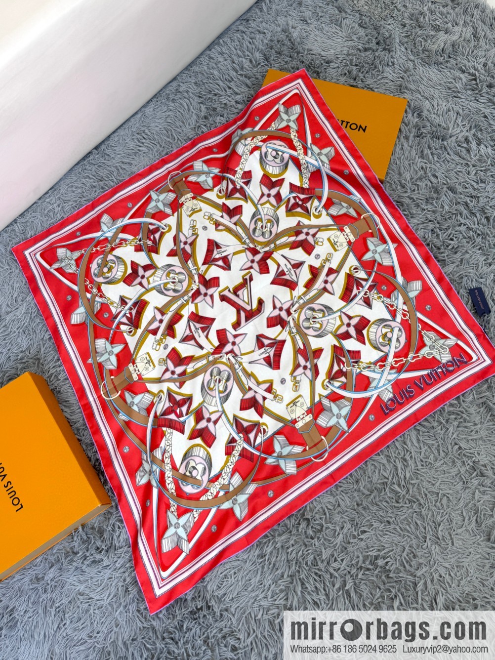 LV [L three-dimensional relief pattern 90] silk printing square towel
