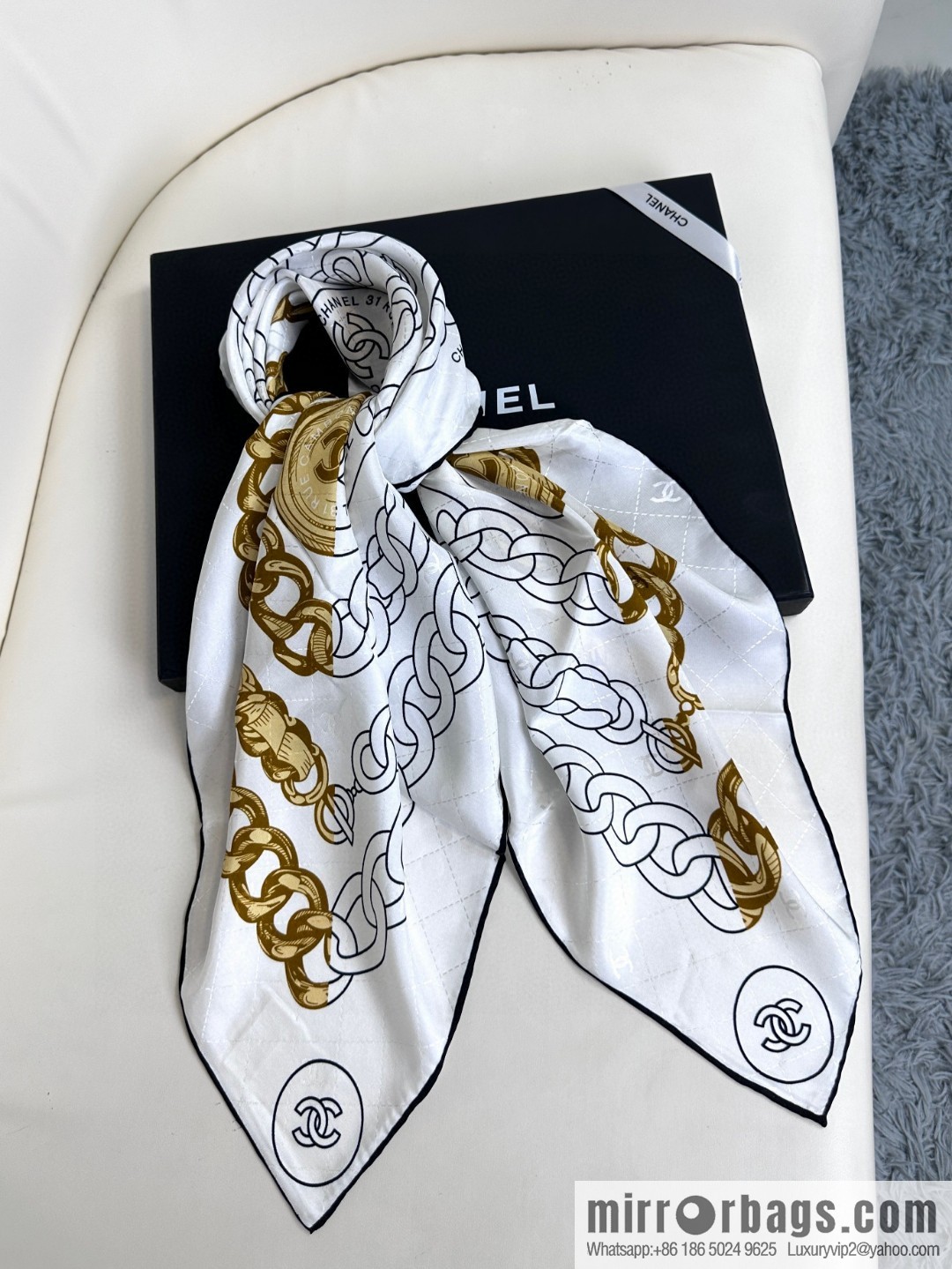 CHANEL 🖤 cc coin chain silk scarf