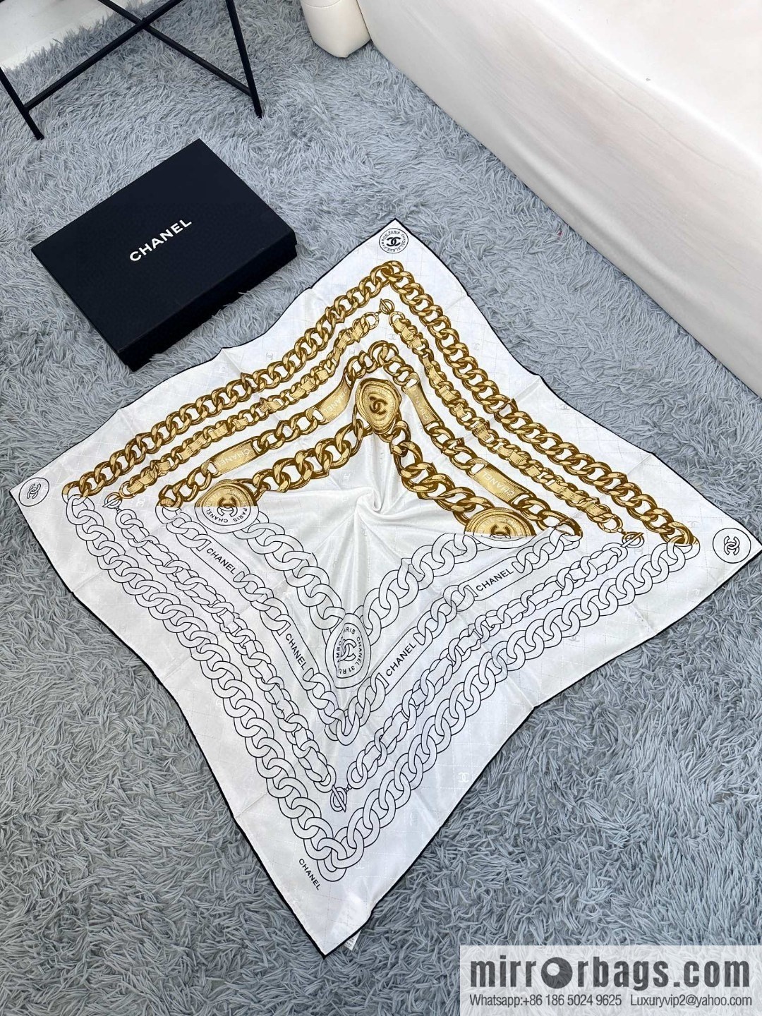 CHANEL 🖤 cc coin chain silk scarf