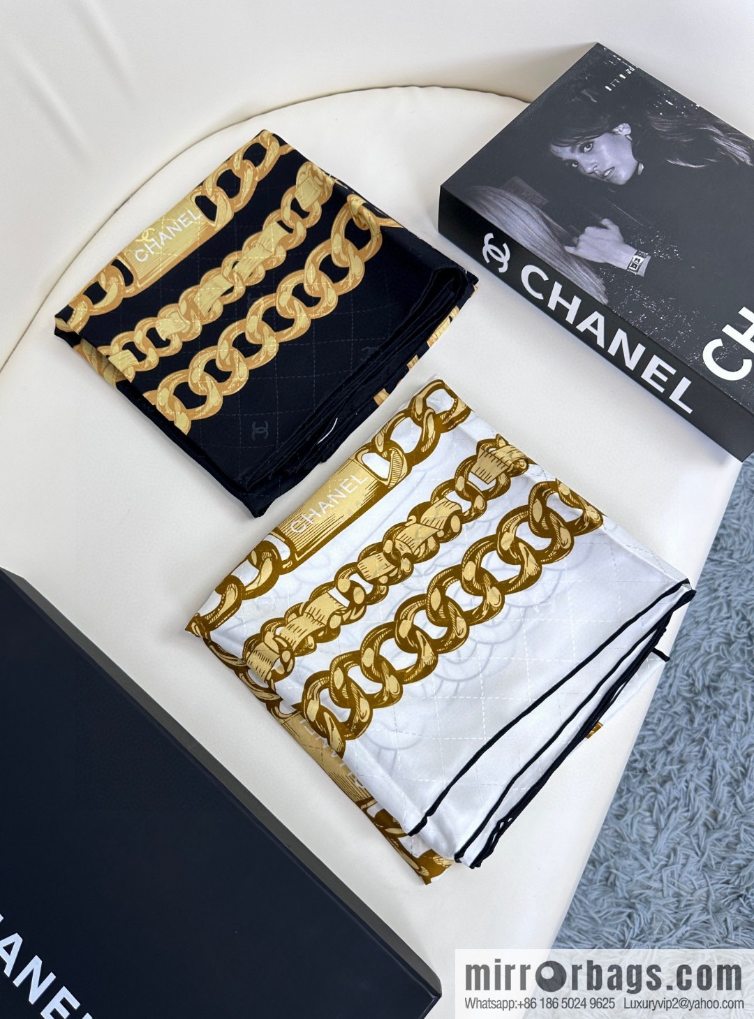 CHANEL 🖤 cc coin chain silk scarf