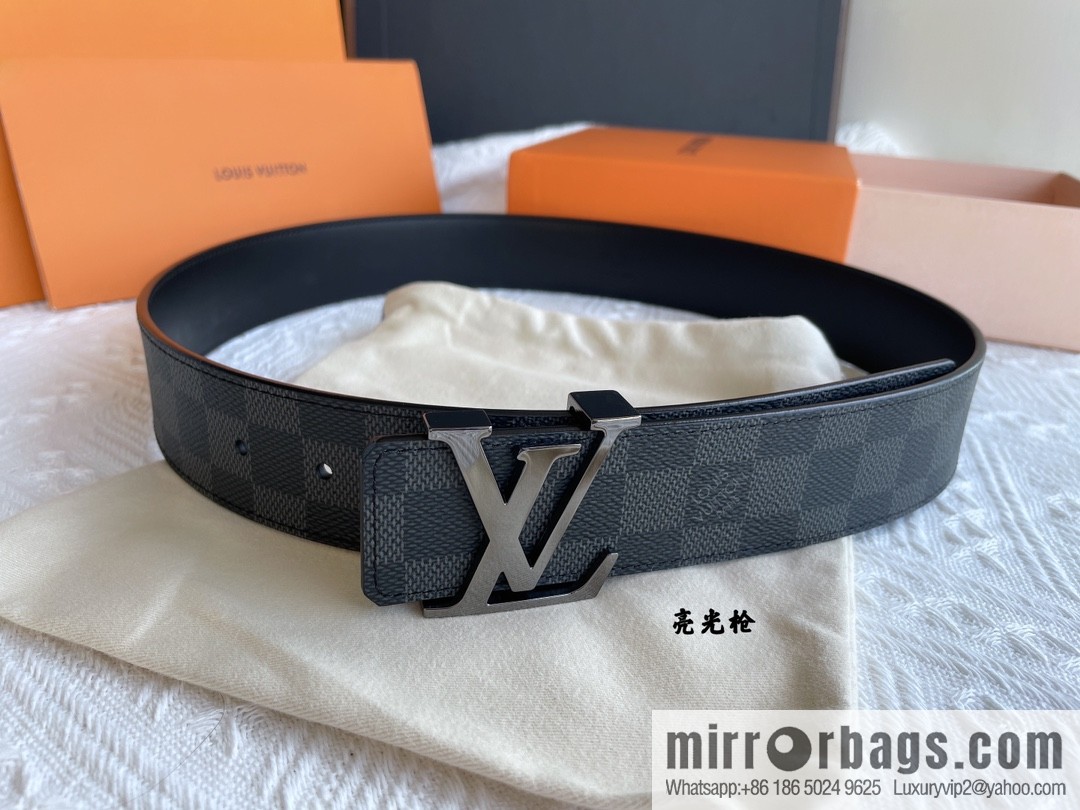 LOUIS VUITTON Classic brown checkerboard/black checkerboard/presbyopia 40mm belt