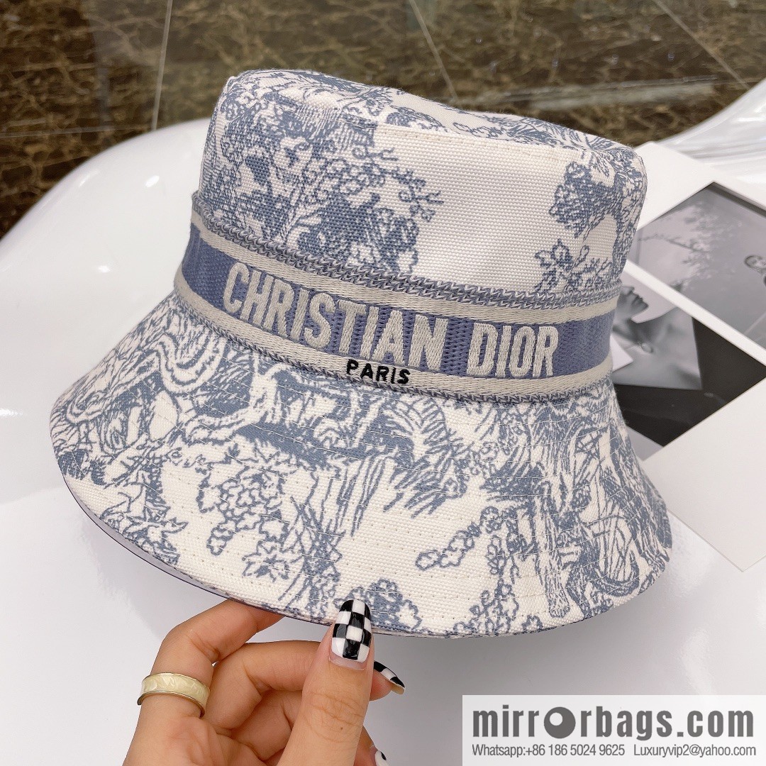 DIOR 2021 new counter synchronous printing bucket hat