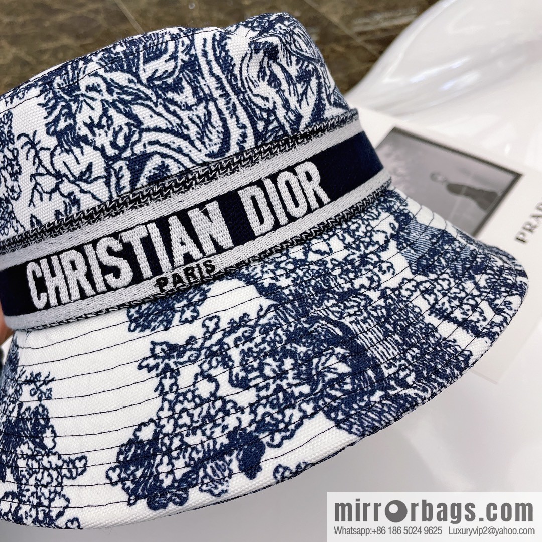 DIOR 2021 new counter synchronous printing bucket hat