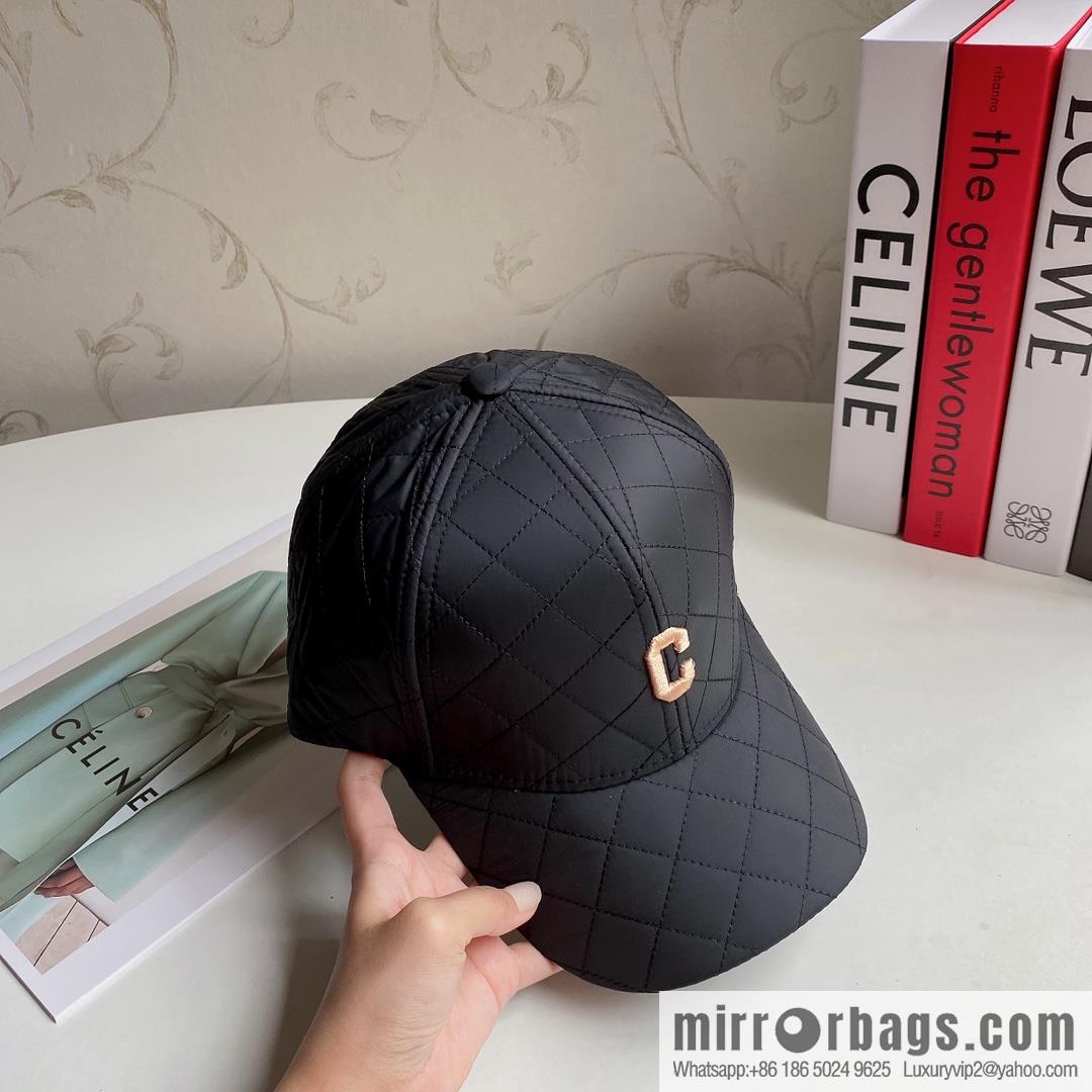 CELINE checked baseball cap