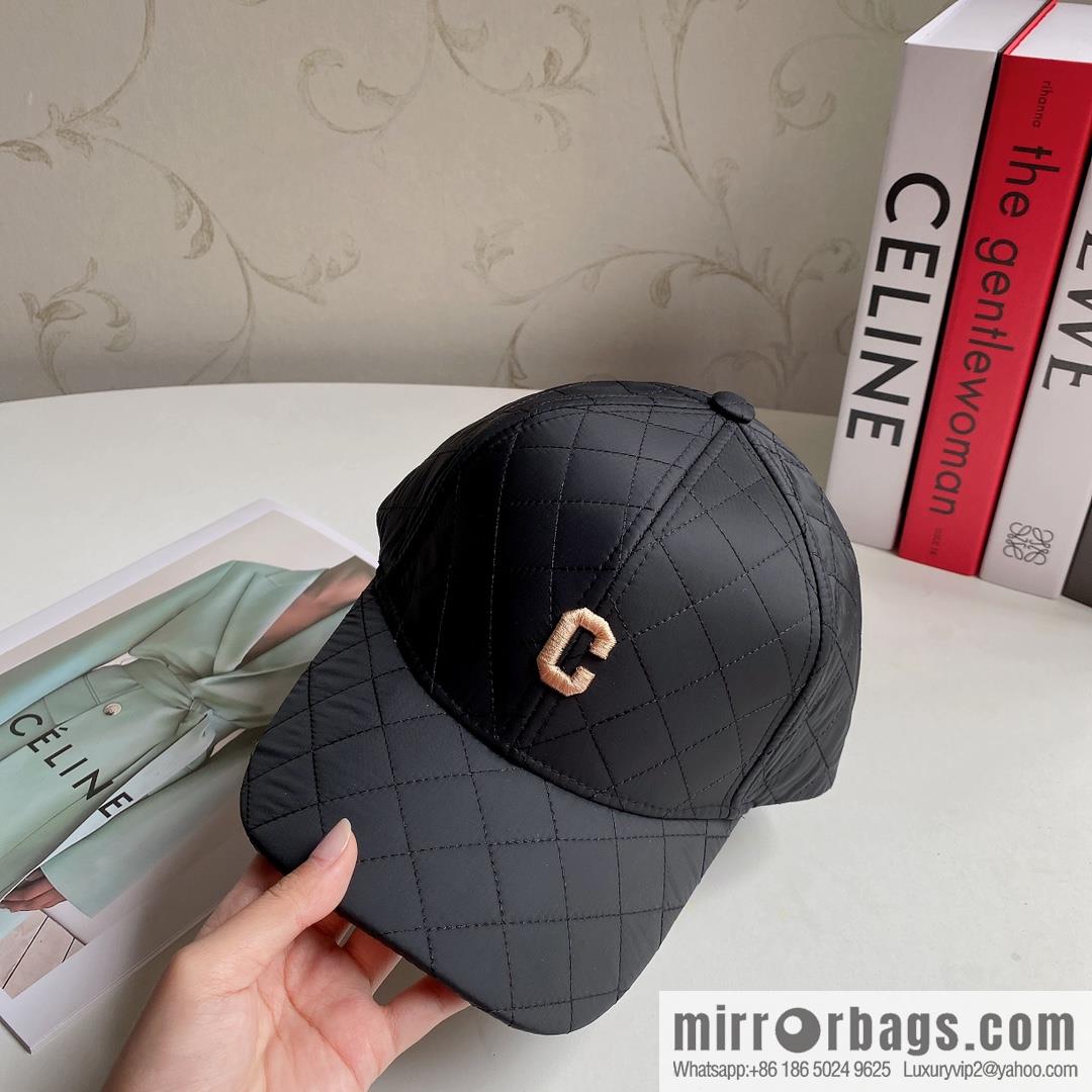 CELINE checked baseball cap