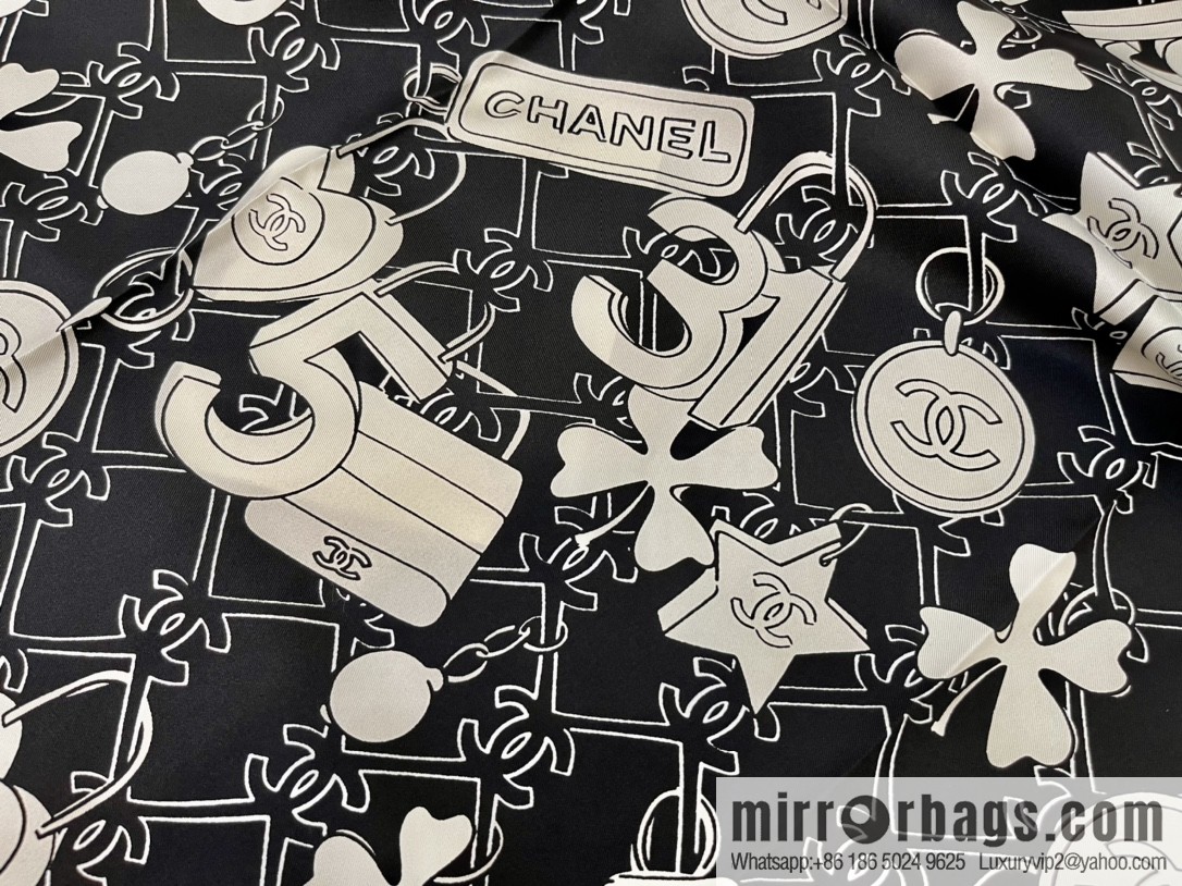 CHANEL Chanel spring and summer new 100% silk scarf