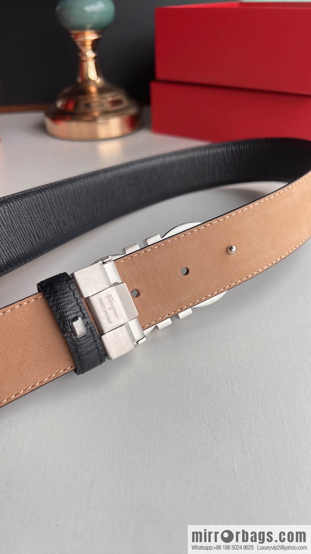 Ferragamo Ferragamo, exquisite 8-figure metal buckle men's textured belt 3.5cm
