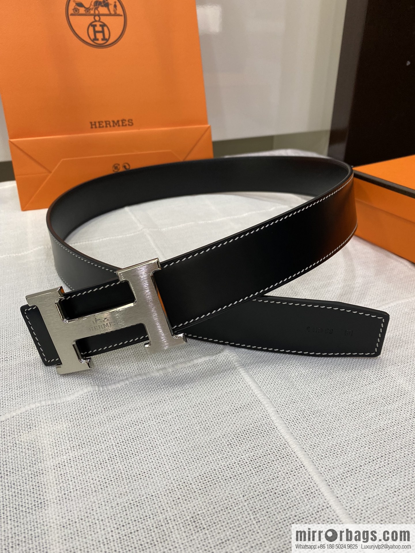 Hermès, stainless steel horse-drawn carriage micro-welding process button head buckle, double-sided delicate cowhide belt