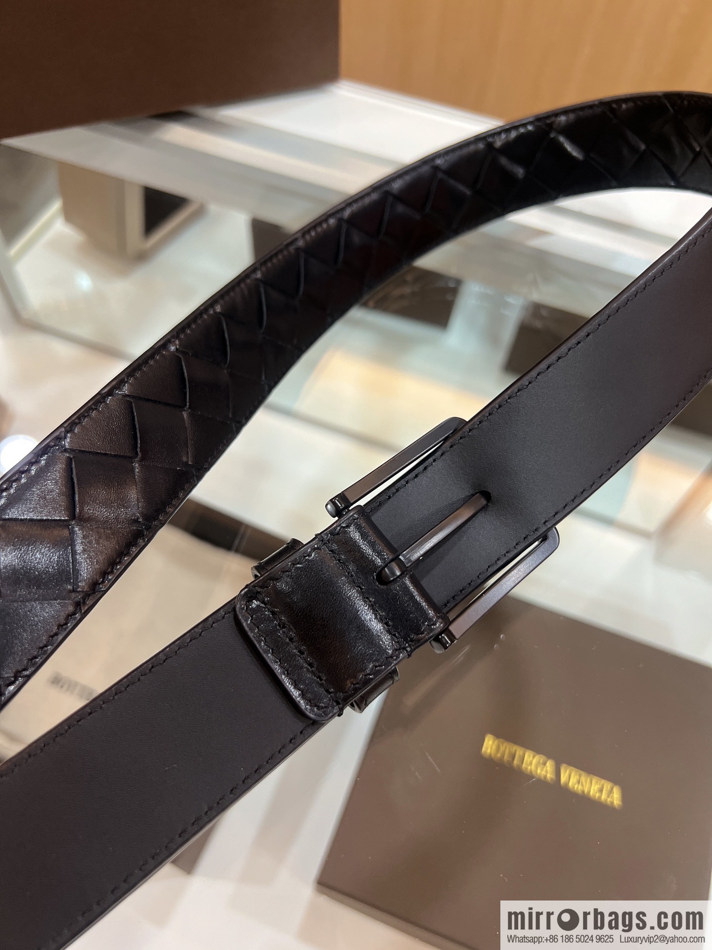 BV Baodian Home, imported cowhide with hand-woven sand needle buckle men's 3.5cm belt