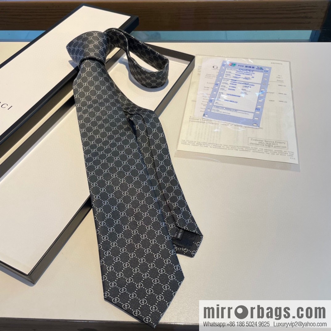GUCCI Gucci interlocking G-pattern silk tie