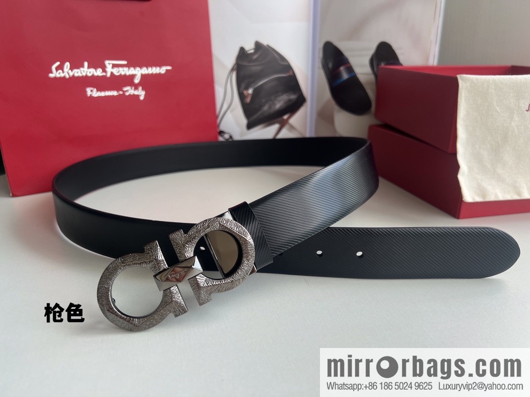 Ferragamo Ferragamo, first layer cowhide embossed pattern Gancini pattern metal buckle men's 3.5cm belt
