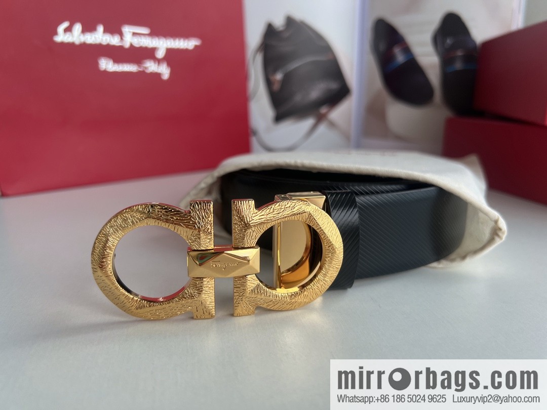 Ferragamo Ferragamo, first layer cowhide embossed pattern Gancini pattern metal buckle men's 3.5cm belt
