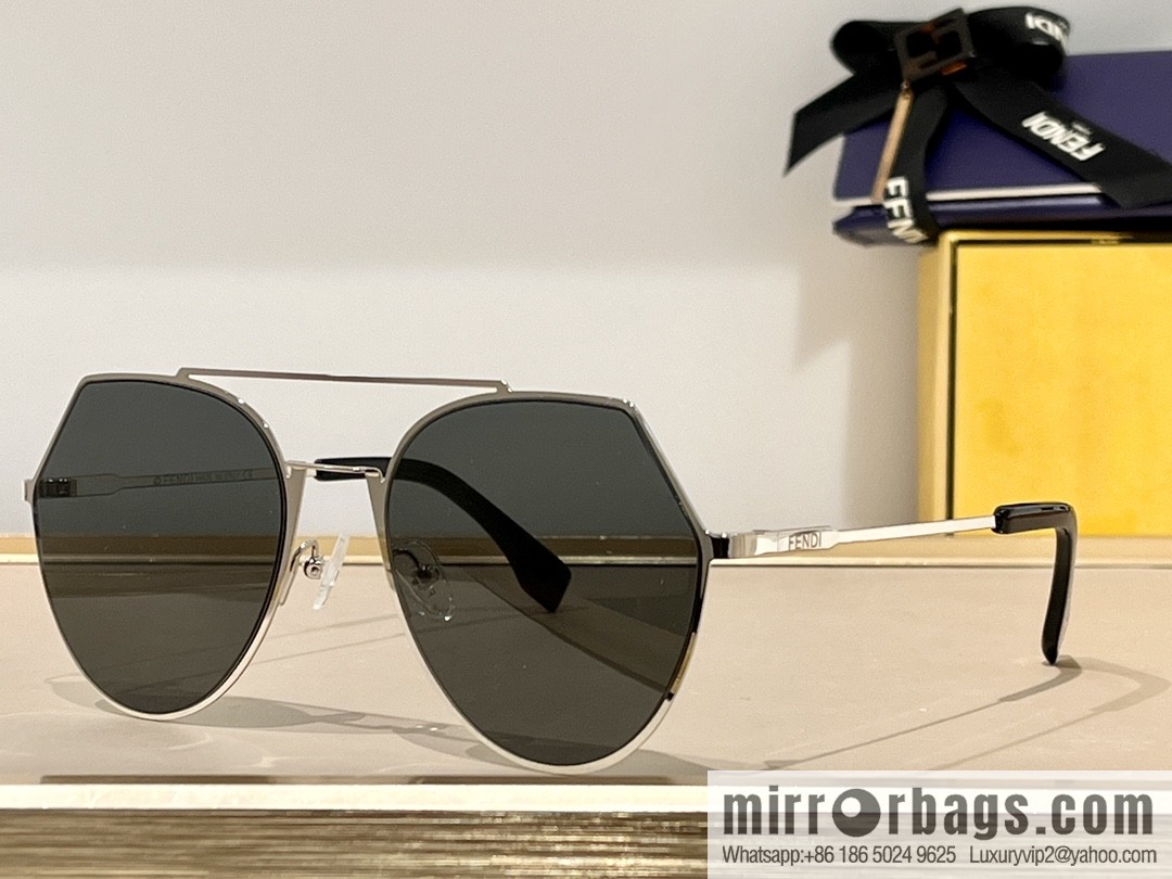 Fendi irregular metal frame unisex sunglasses