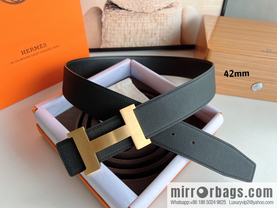 HERMES, Seiko crafted black cowhide belt with 42mm iconic elements