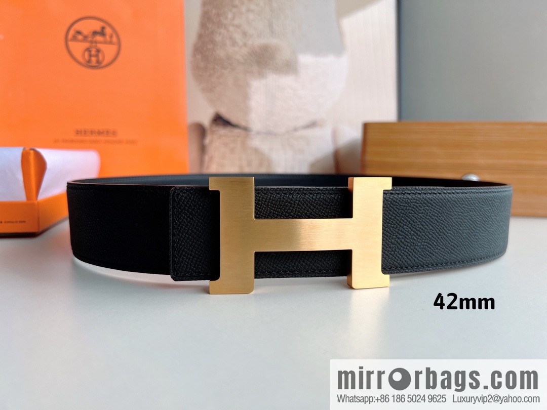 HERMES, Seiko crafted black cowhide belt with 42mm iconic elements