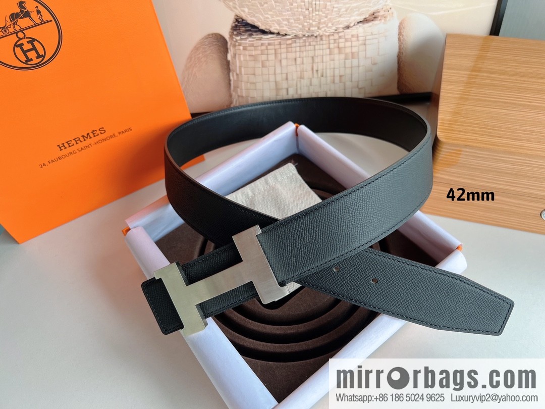 HERMES, Seiko crafted black cowhide belt with 42mm iconic elements