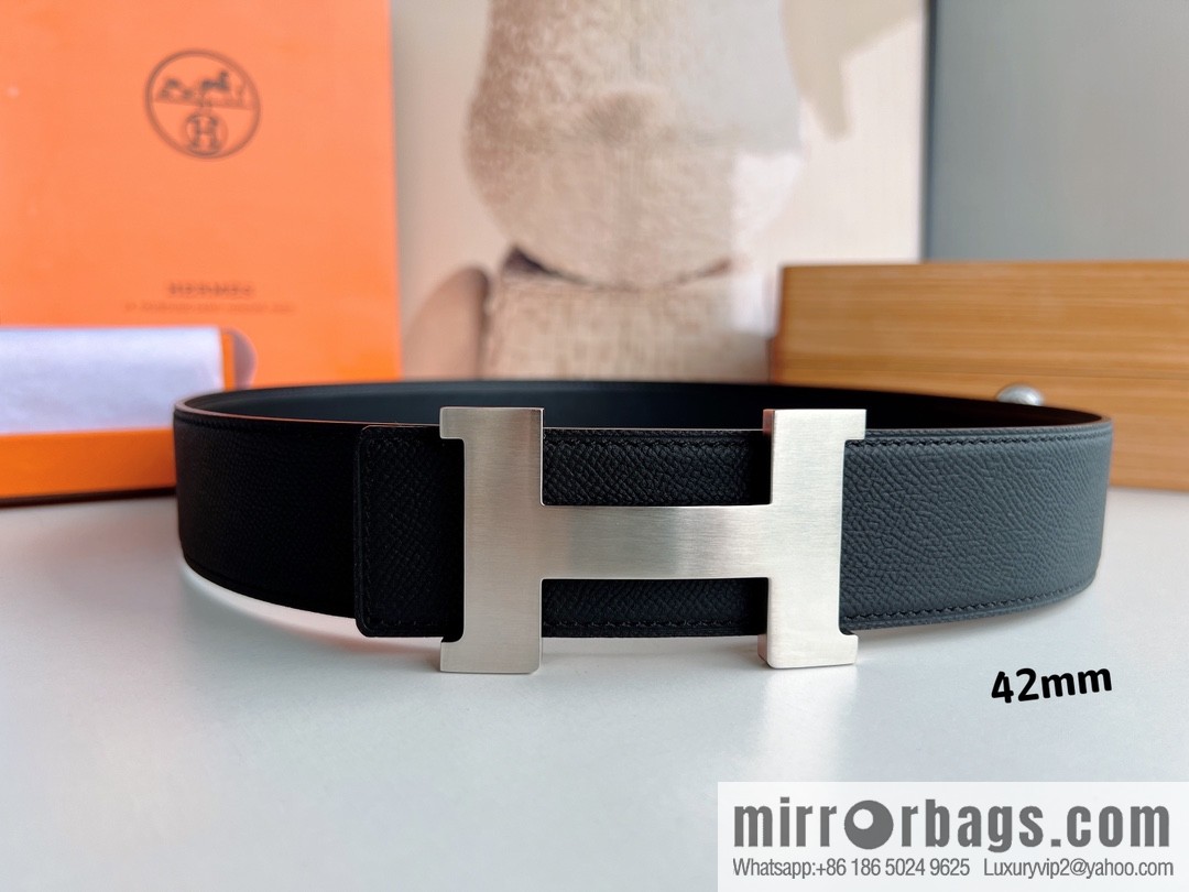 HERMES, Seiko crafted black cowhide belt with 42mm iconic elements
