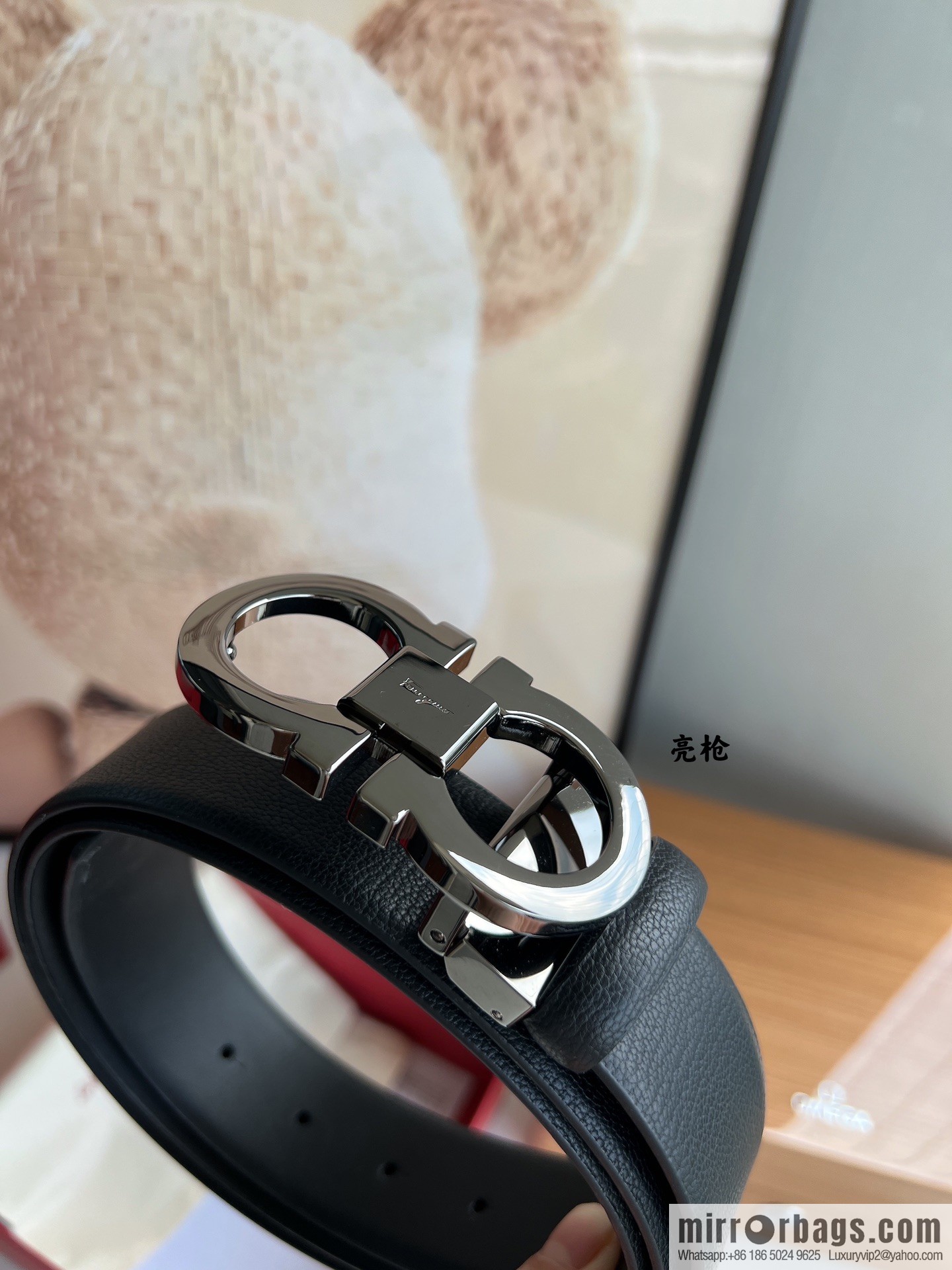 Salvatore Ferragamo Men's 3.5cm Delicate Counter Version Double Circle Horseshoe Metal Buckle, First Layer Cowhide Double Sided Belt