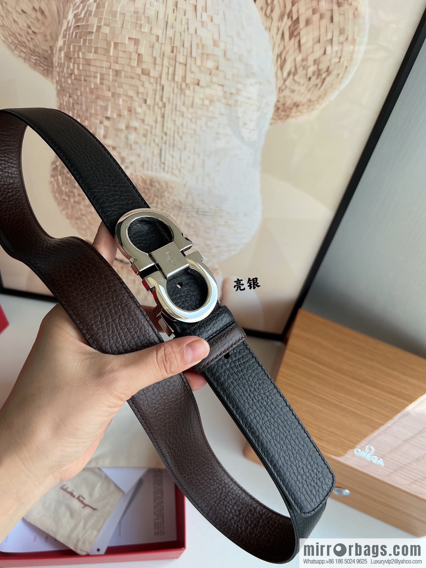 Salvatore Ferragamo Men's 3.5cm Delicate Counter Version Double Circle Horseshoe Metal Buckle, First Layer Cowhide Double Sided Belt