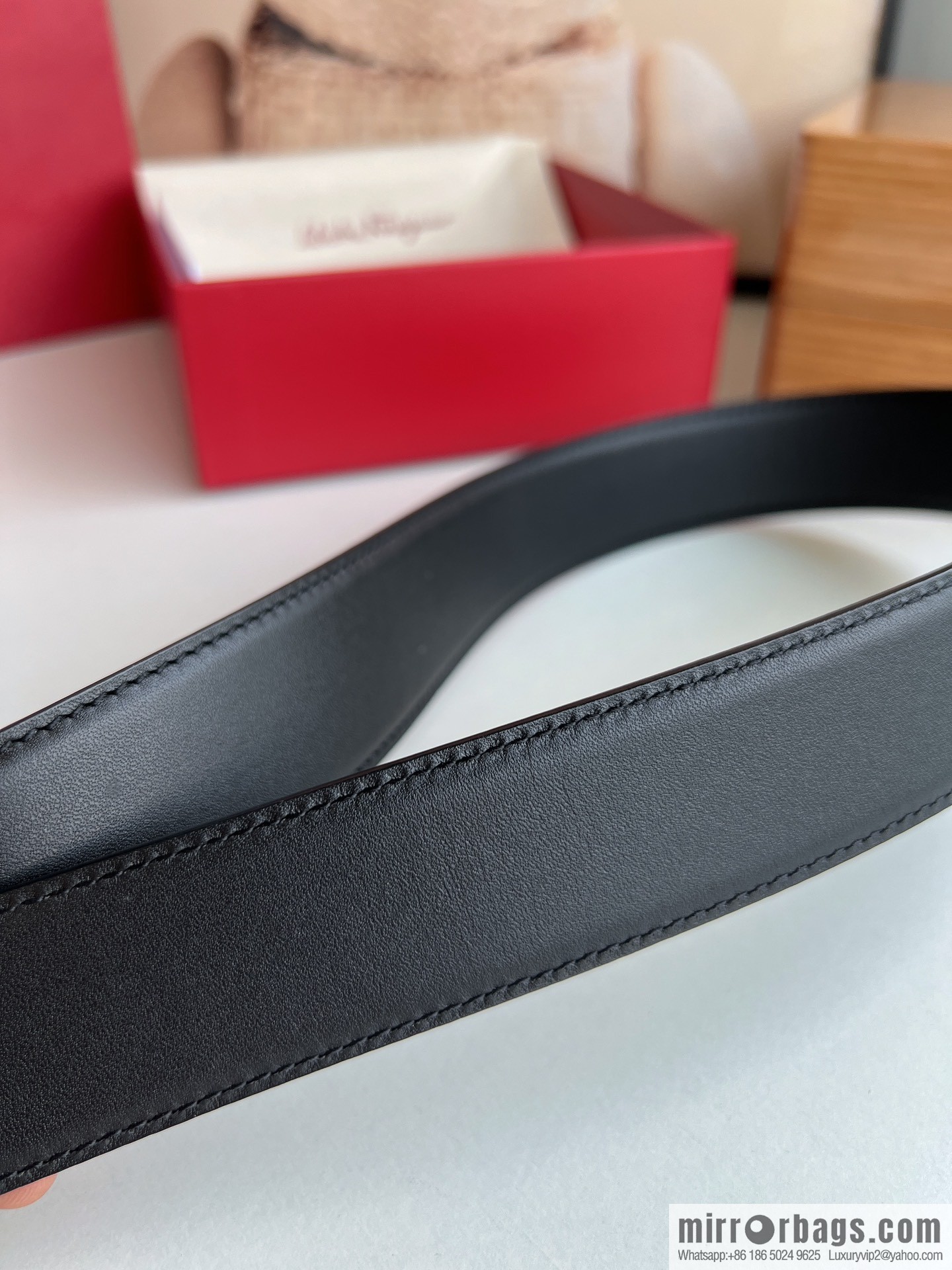 Salvatore Ferragamo Men's 3.5cm Delicate Counter Version Double Circle Horseshoe Metal Buckle First Layer Cowhide Double Sided Belt