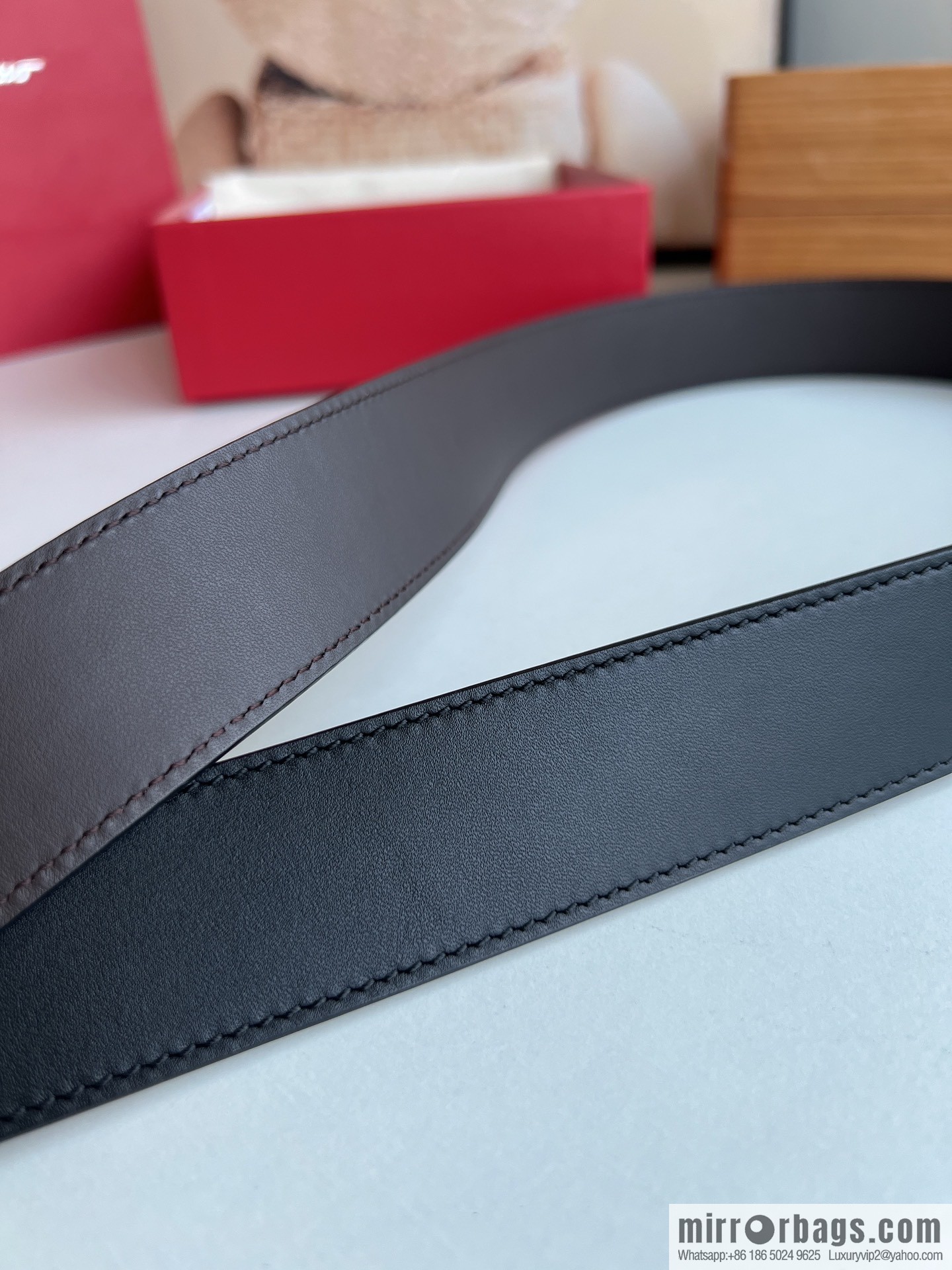 Salvatore Ferragamo Men's 3.5cm Delicate Counter Version Double Circle Horseshoe Metal Buckle First Layer Cowhide Double Sided Belt