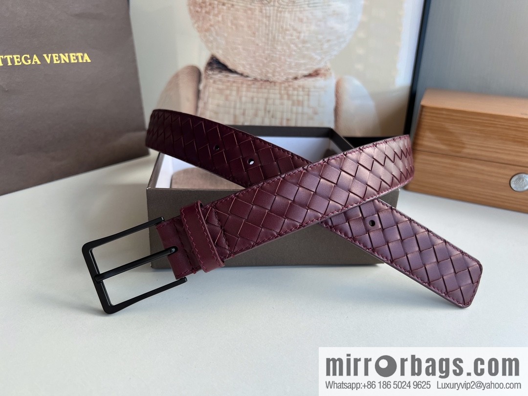BV Baodian, imported calfskin woven small squares become a typical logo 3.5cm belt