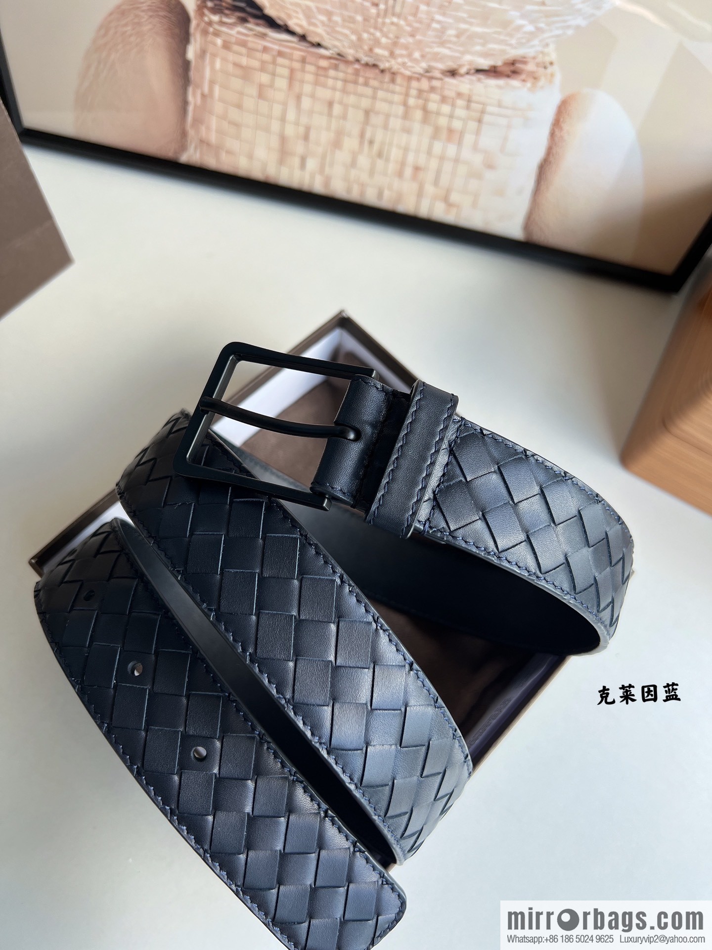 BV Baodian, imported calfskin woven small squares become a typical logo 3.5cm belt
