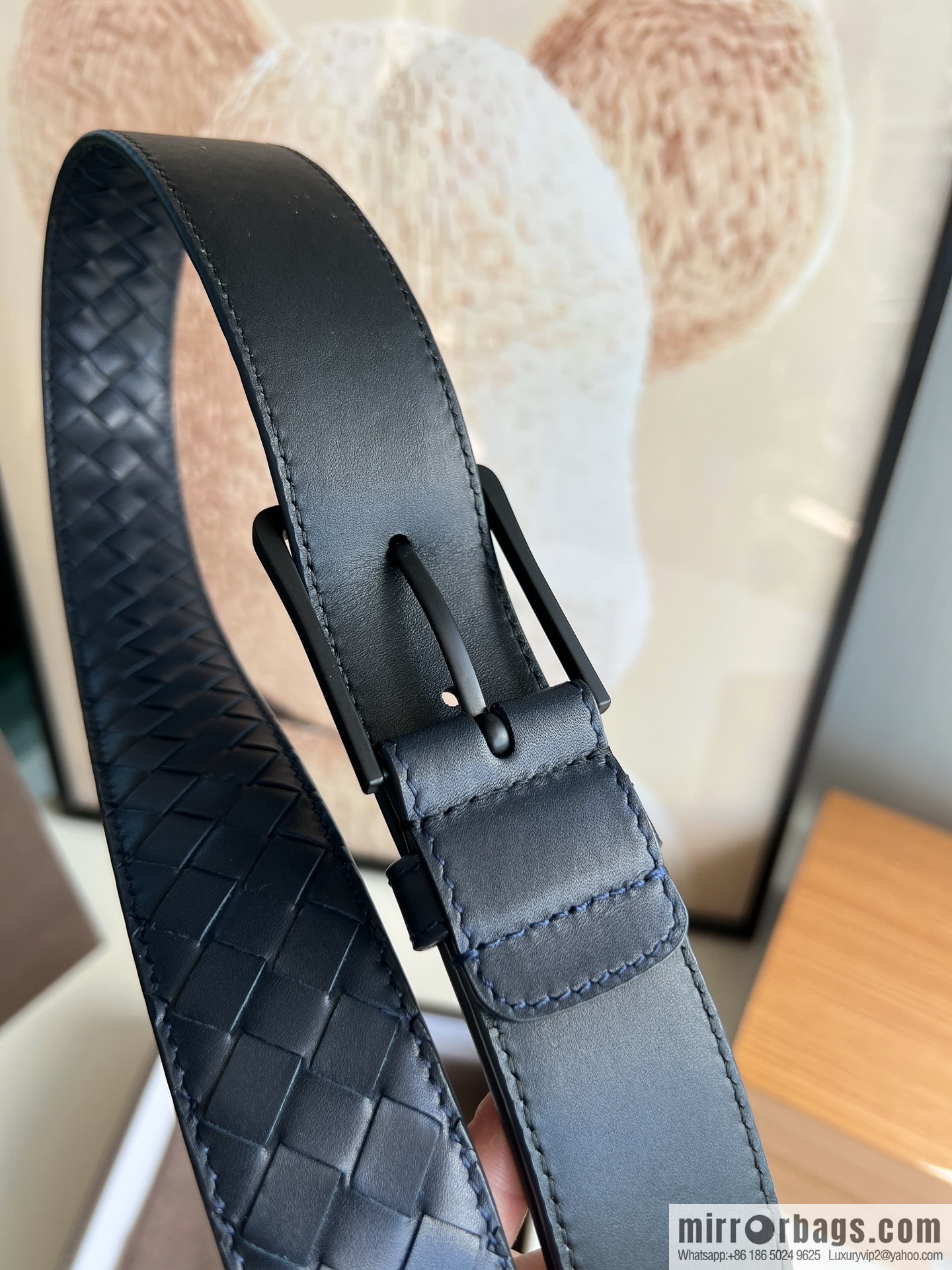 BV Baodian, imported calfskin woven small squares become a typical logo 3.5cm belt