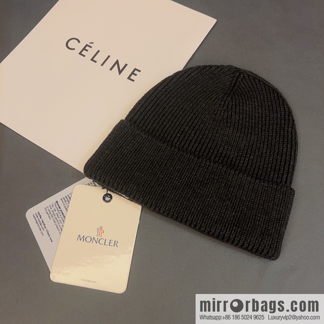 Moncler explosive personality LOGO knitted hat