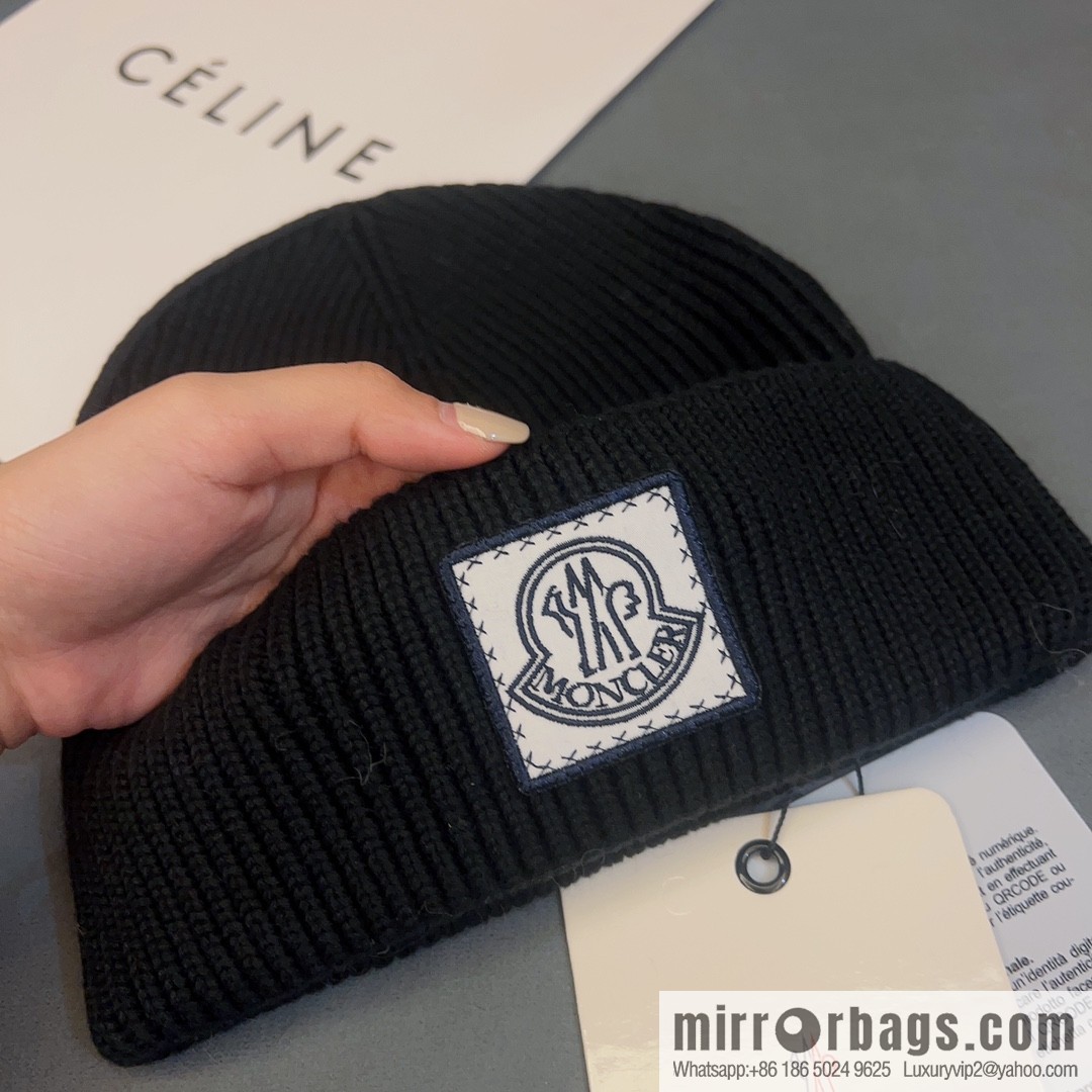 Moncler explosive personality LOGO knitted hat