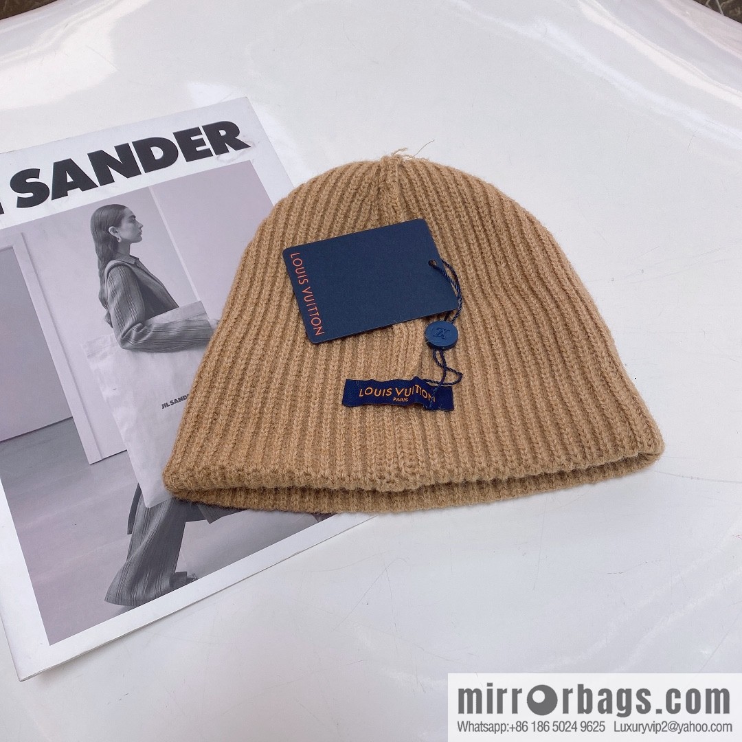 LV Louis Vuitton autumn and winter wool knitted wool hat