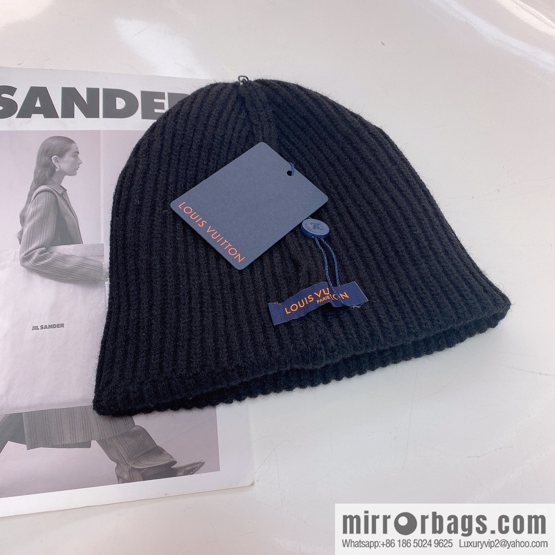 LV Louis Vuitton autumn and winter wool knitted wool hat