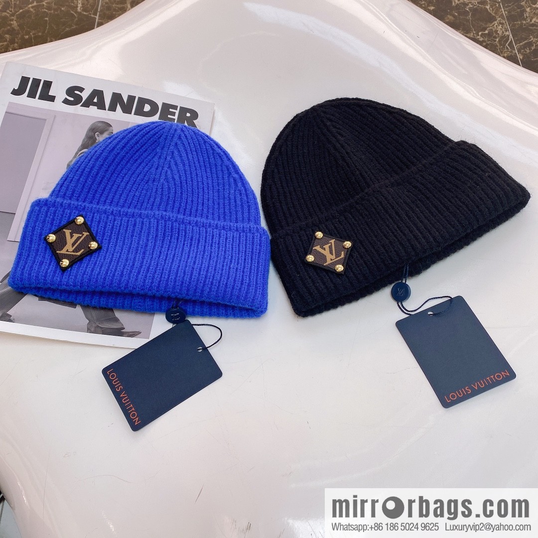 LV Louis Vuitton autumn and winter wool knitted wool hat