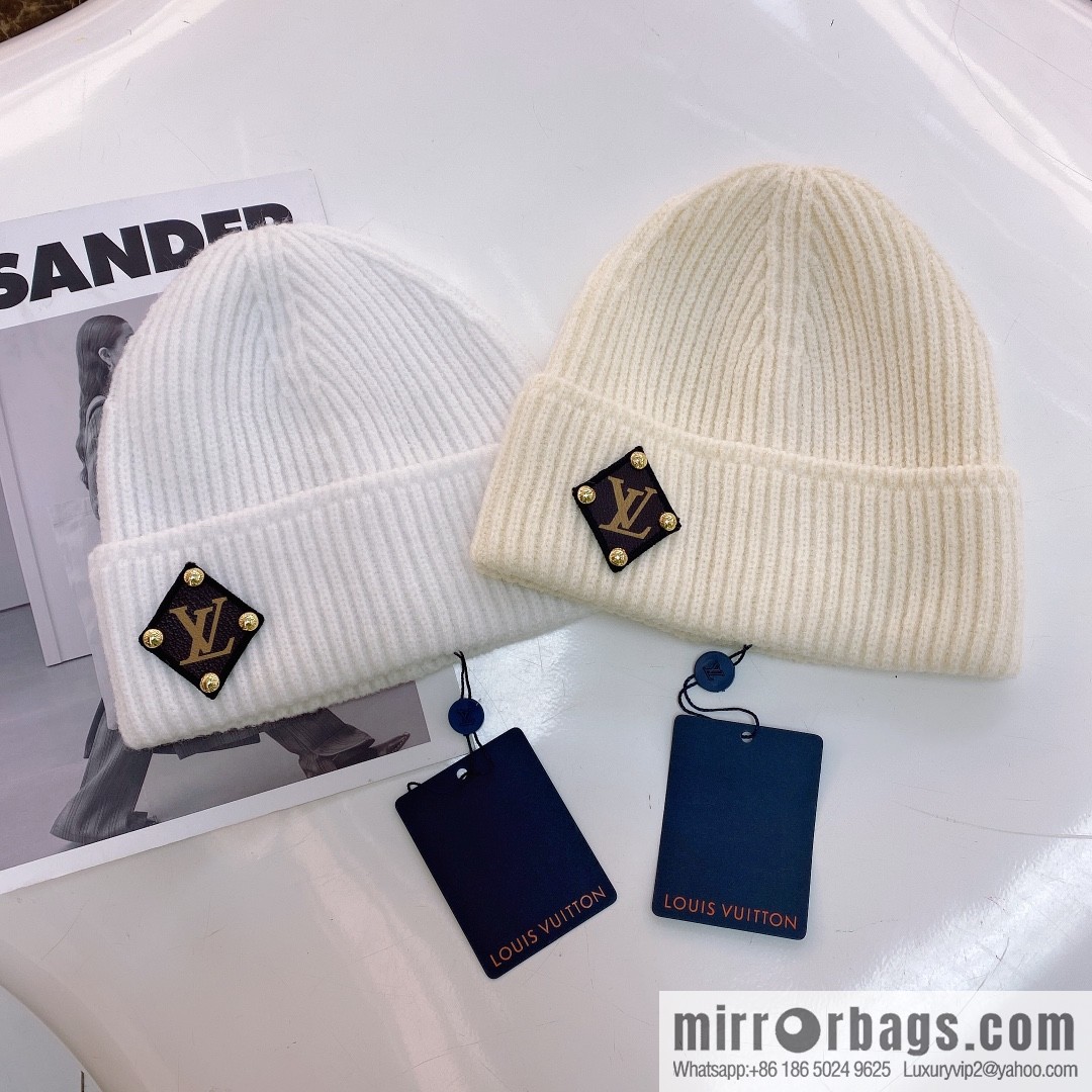 LV Louis Vuitton autumn and winter wool knitted wool hat