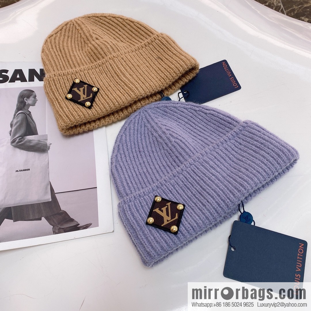 LV Louis Vuitton autumn and winter wool knitted wool hat