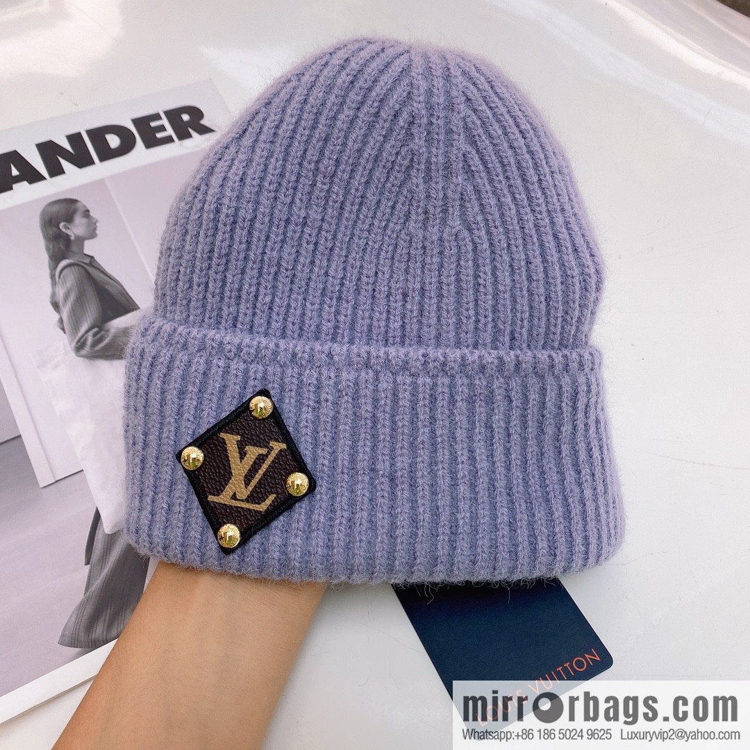 LV Louis Vuitton autumn and winter wool knitted wool hat