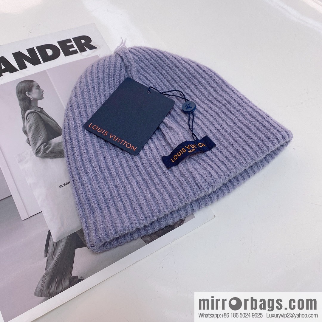 LV Louis Vuitton autumn and winter wool knitted wool hat