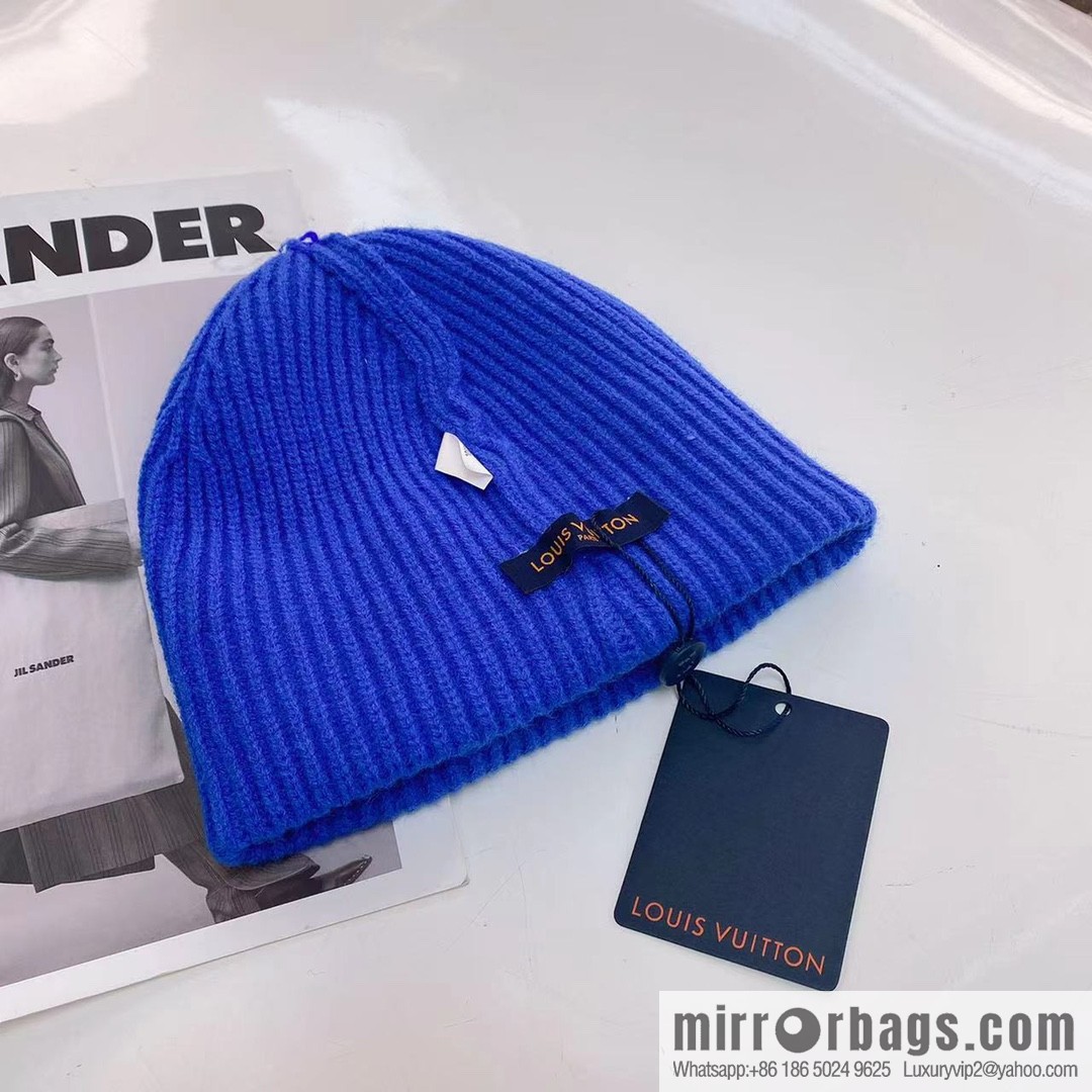 LV Louis Vuitton autumn and winter wool knitted wool hat