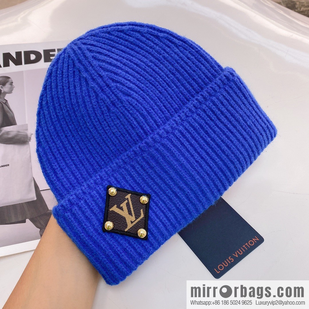 LV Louis Vuitton autumn and winter wool knitted wool hat