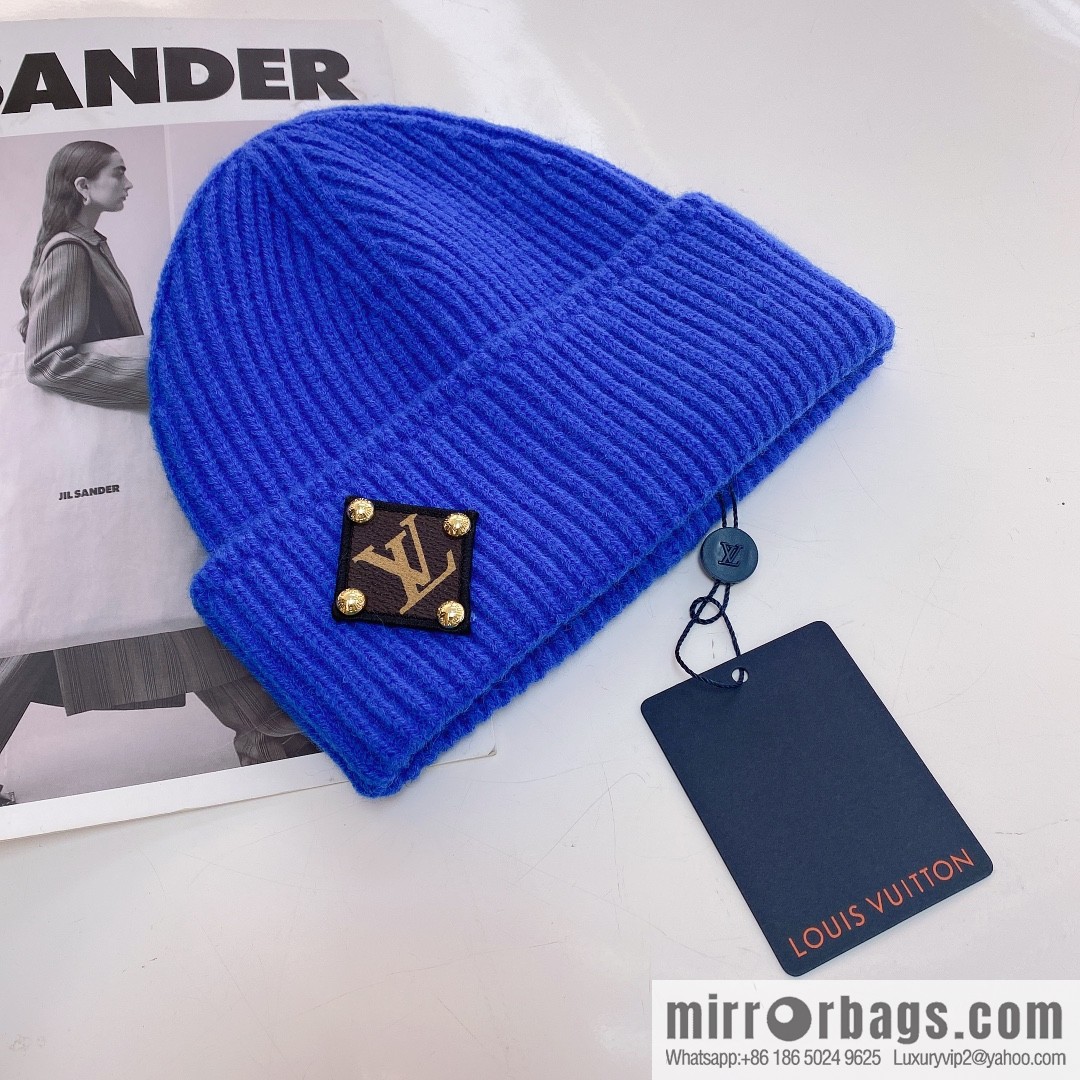 LV Louis Vuitton autumn and winter wool knitted wool hat