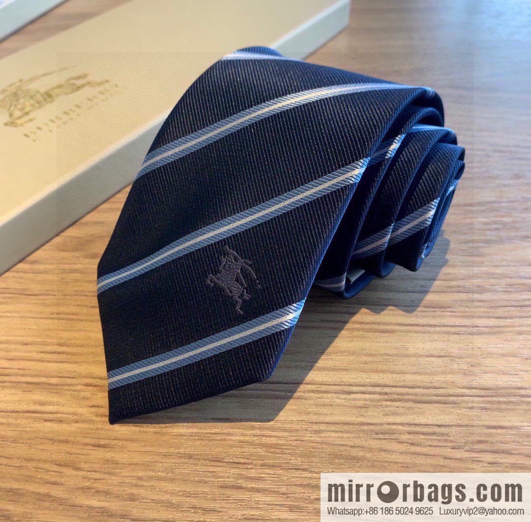 Burberry 100% Top Jacquard Silk Tie