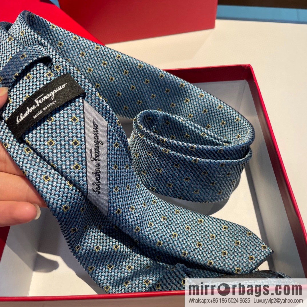 Ferragamo Ferragamo 100% Top Twill Silk Men's New Tie