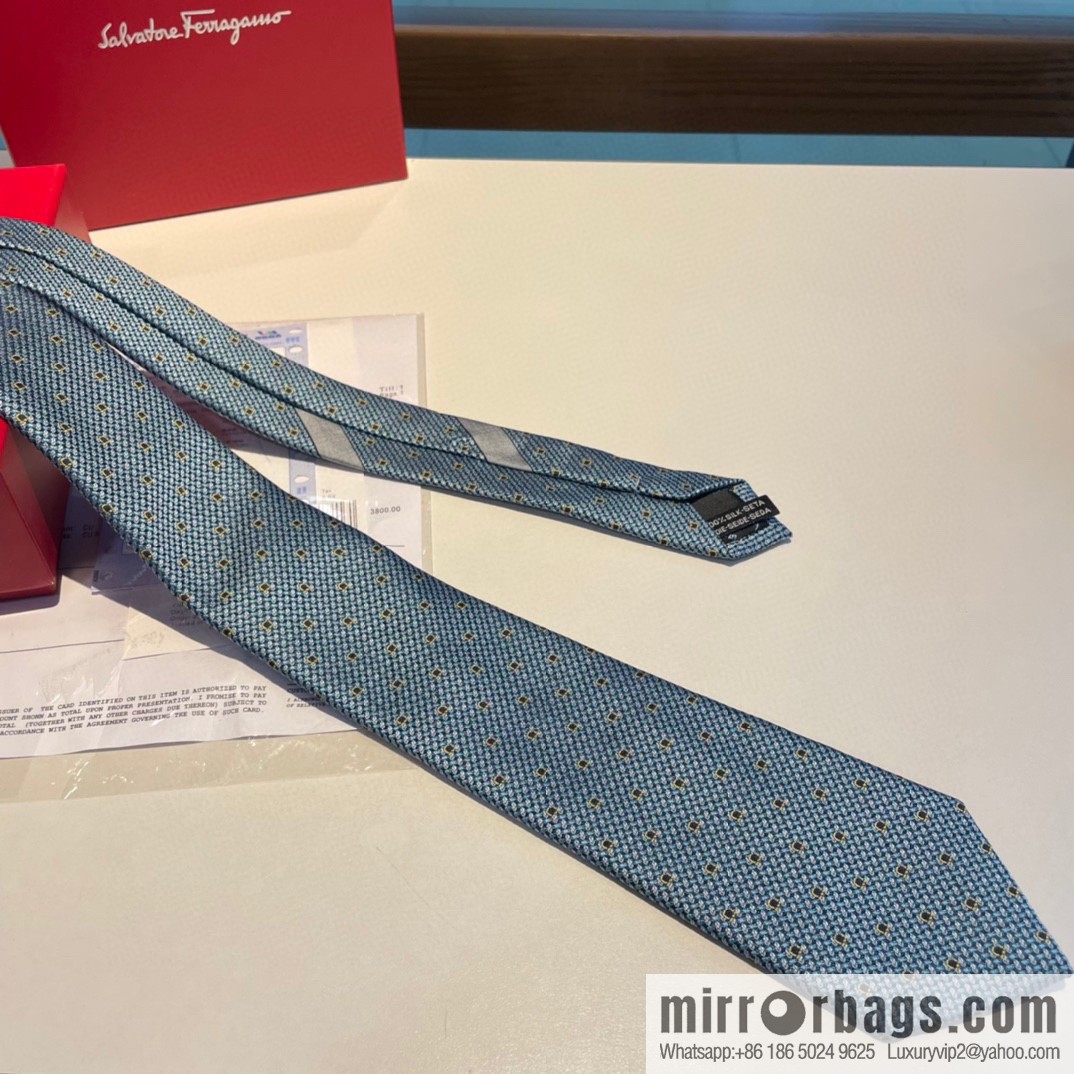 Ferragamo Ferragamo 100% Top Twill Silk Men's New Tie