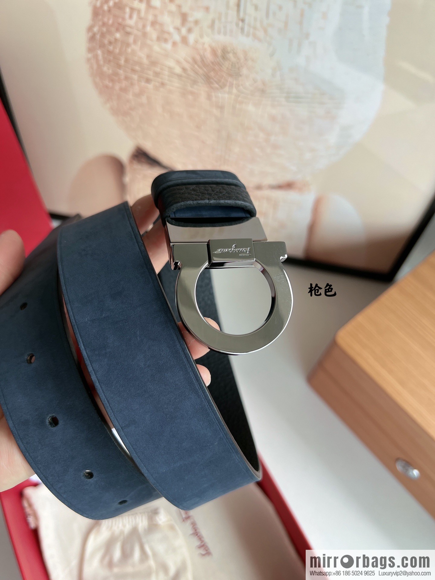 Salvatore Ferragamo Men's 3.5cm Counter Rotating Metal Clip Buckle, Imported First Layer Cowhide Swing Pattern Suede Lined Belt