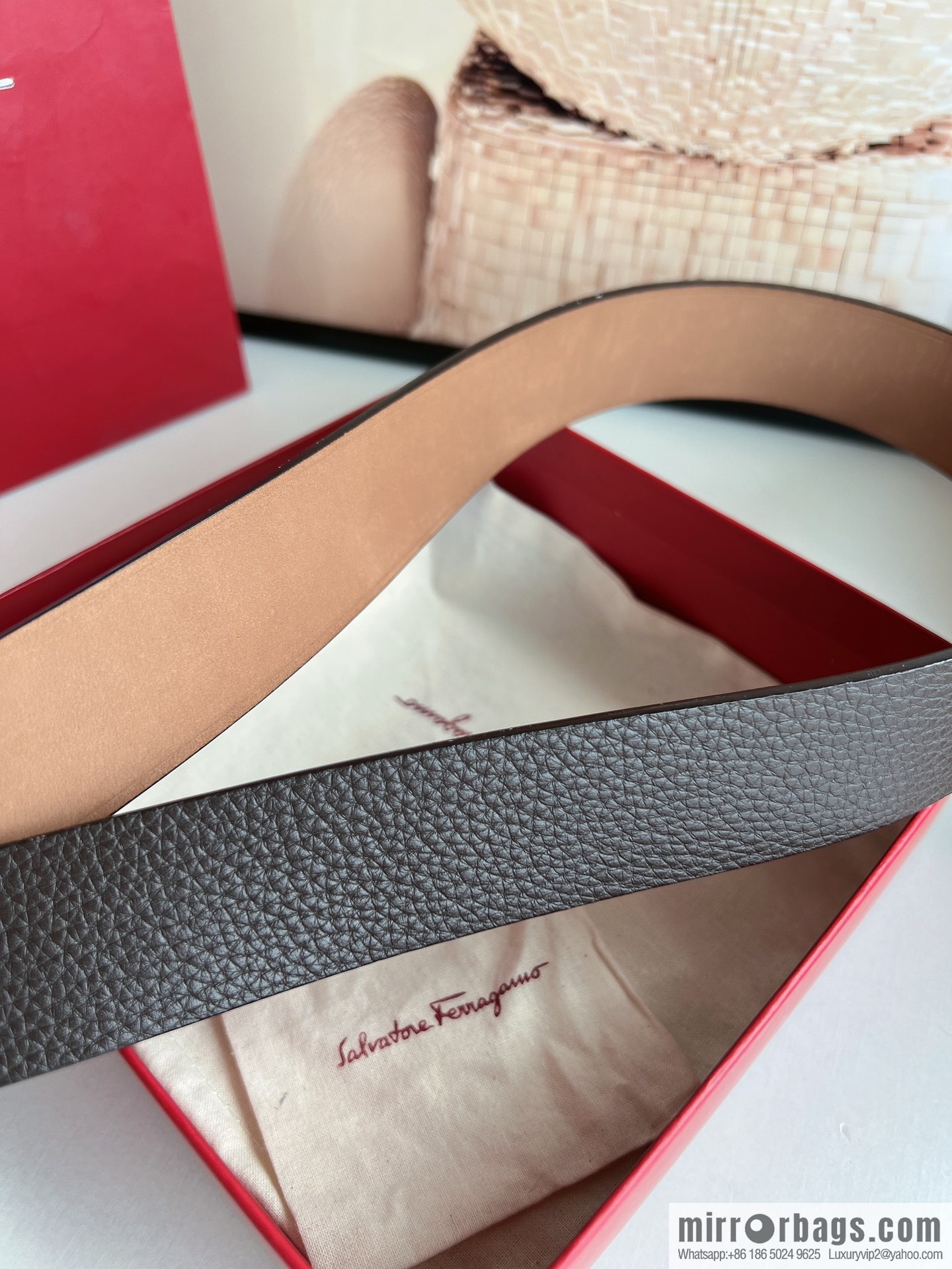 Salvatore Ferragamo Men's 3.5cm Counter Rotating Metal Clip Buckle, Imported First Layer Cowhide Swing Pattern Suede Lined Belt