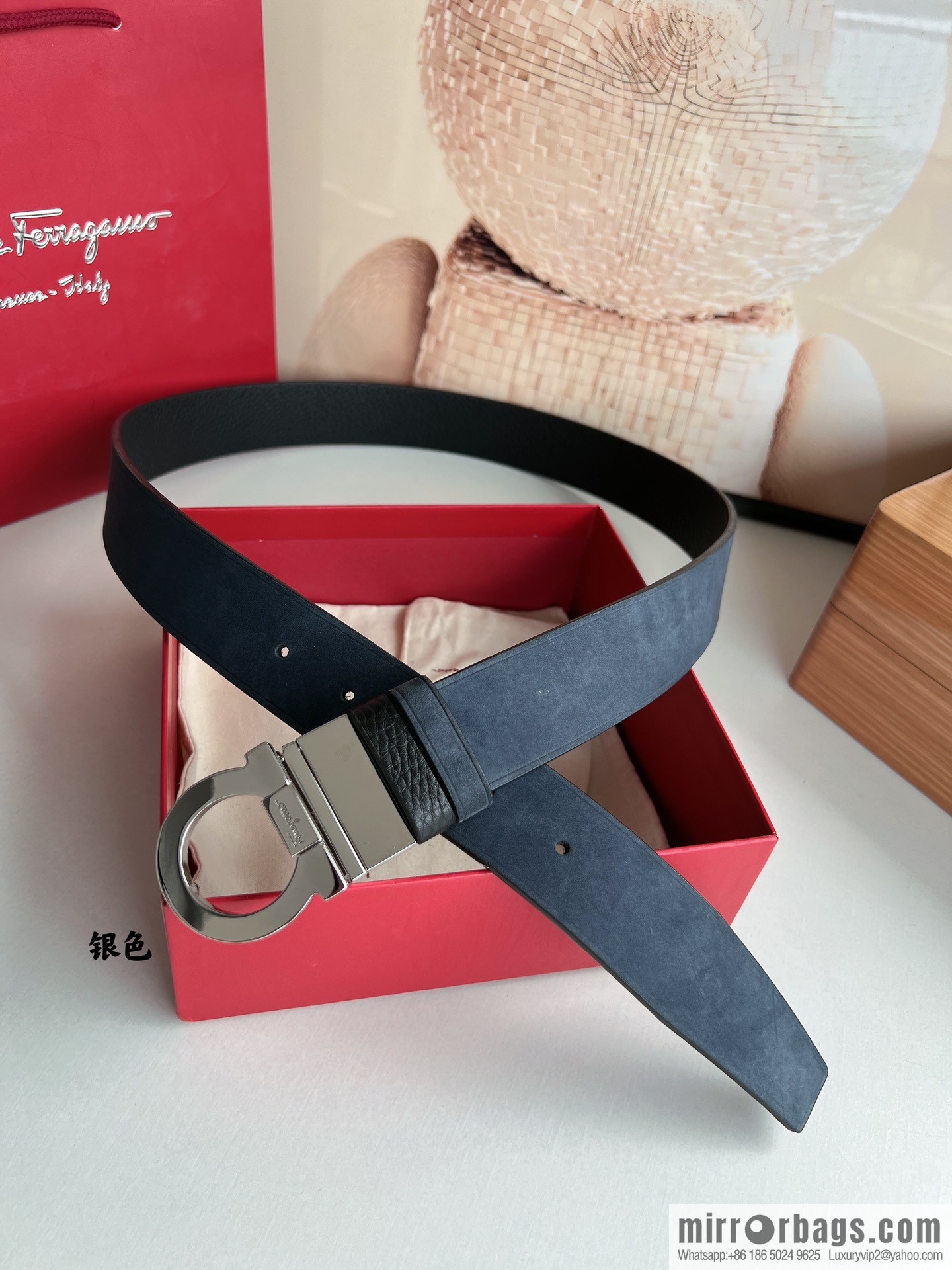 Salvatore Ferragamo Men's 3.5cm Counter Rotating Metal Clip Buckle, Imported First Layer Cowhide Swing Pattern Suede Lined Belt