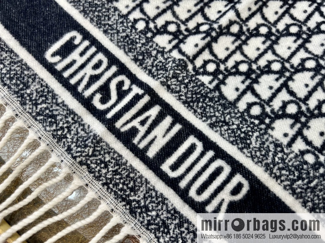 Dior Oblique Bookmark Cloak